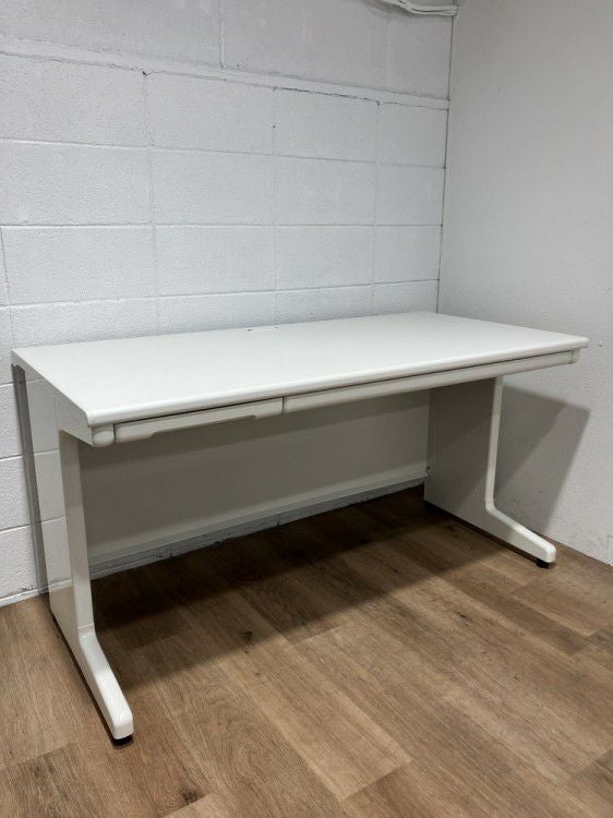 プラス1400平デスク 商品画像1