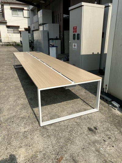 イトーキインサラータシリーズ 4800フリーアドレスデスク 商品画像1