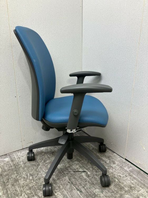 アイコOS-2200シリーズ 可動肘付OAチェア 商品画像4