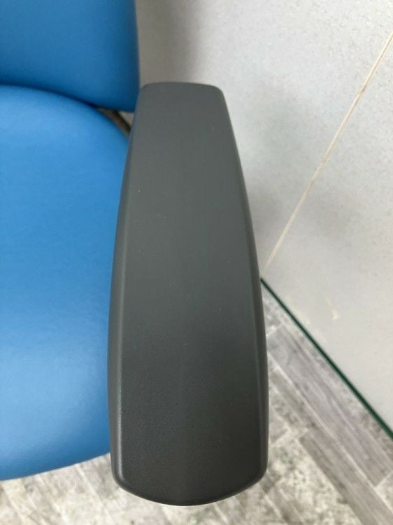 アイコOS-2200シリーズ 可動肘付OAチェア 商品画像8