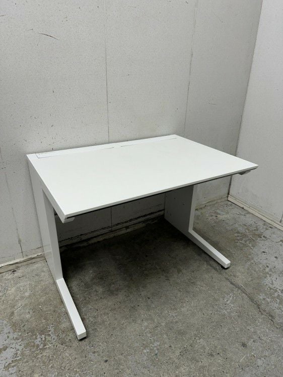 コクヨisシリーズ 1000平デスク 商品画像1