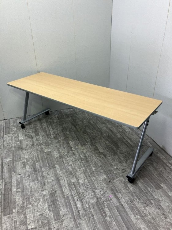 トヨスチール1800サイドスタックテーブル 商品画像2