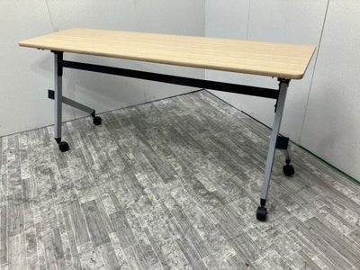 イトーキHXシリーズ 1500サイドスタックテーブル 商品画像1