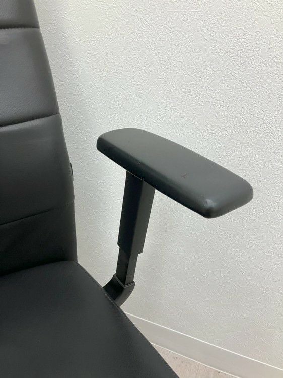 CROSSLINE(クロスライン)シリーズ 可動肘付クロスラインチェア 商品画像13