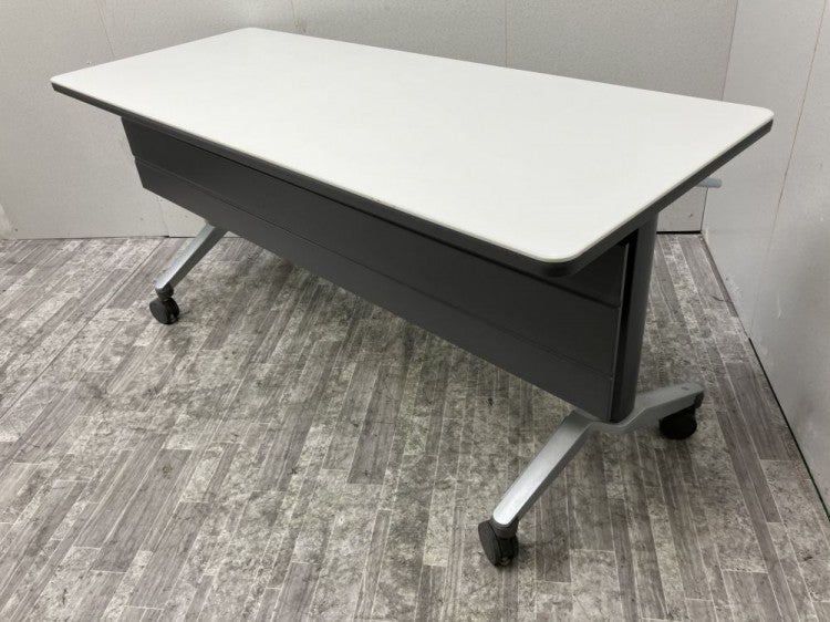 コクヨ1500サイドスタックテーブル 商品画像1
