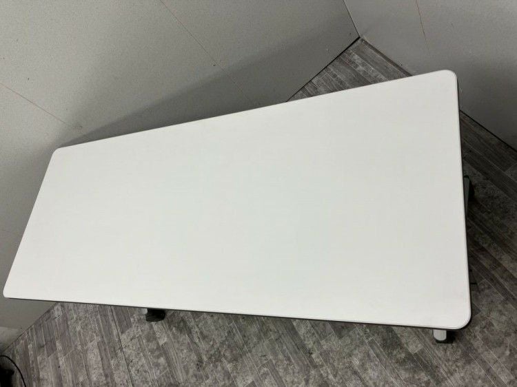 コクヨ1500サイドスタックテーブル 商品画像2