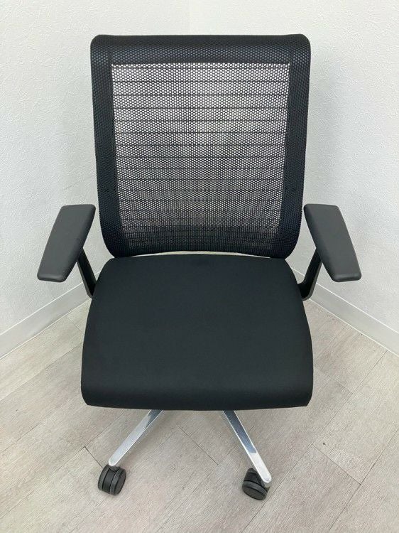 スチールケースシンク（Think）チェア 固定肘付シンクチェア 商品画像6