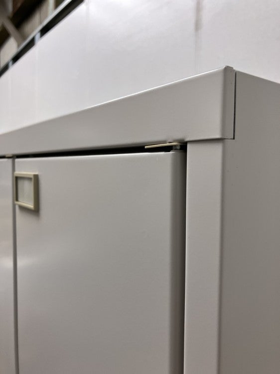 イトーキL型ロッカーシリーズ 3人用ロッカー 商品画像6