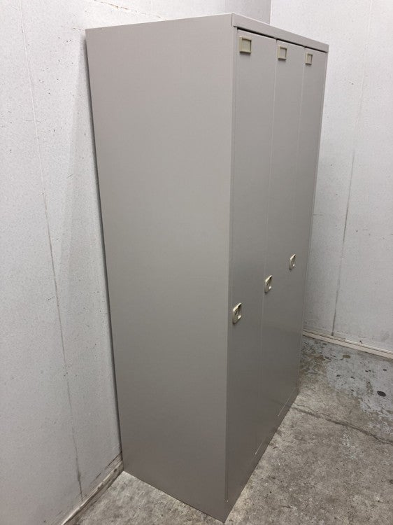 イトーキL型ロッカーシリーズ 3人用ロッカー 商品画像8