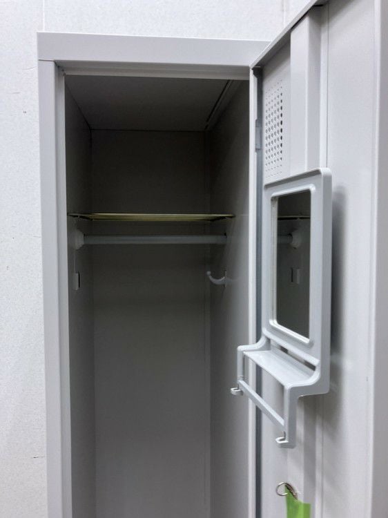 豊国工業TLKシリーズ 3人用ロッカー 商品画像4