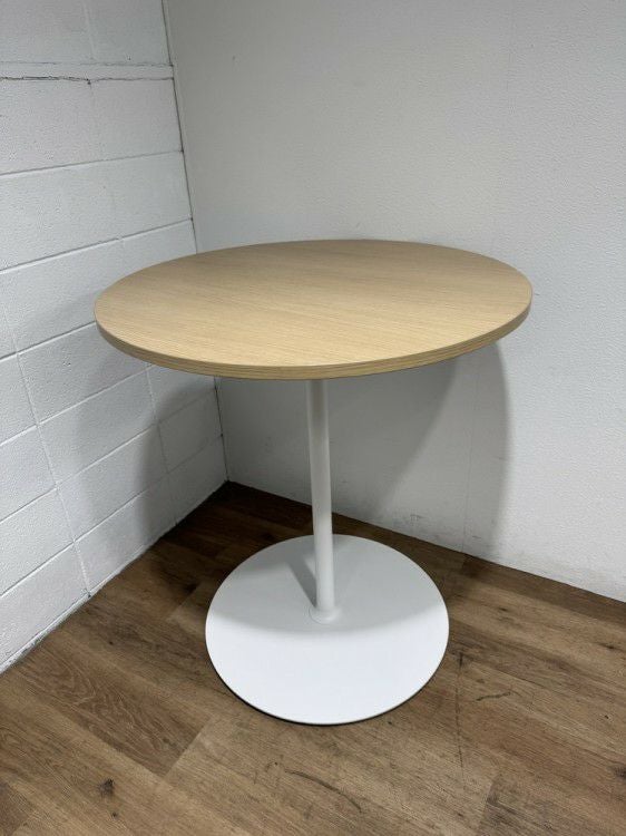 コクヨフランカシリーズ 丸テーブル 商品画像1