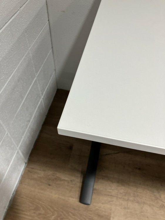 イトーキホバー（Hover）シリーズ ハイテーブル 商品画像11