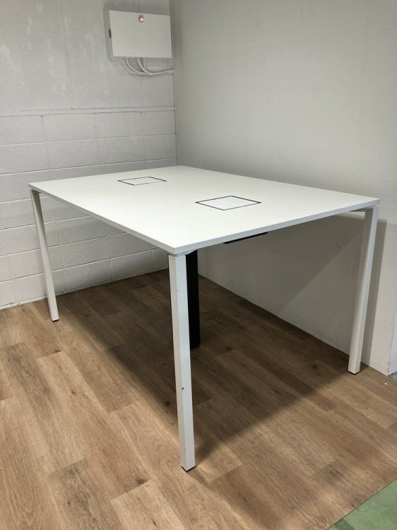 コクヨ フランカシリーズ 角テーブル | 無限堂ネットショップ