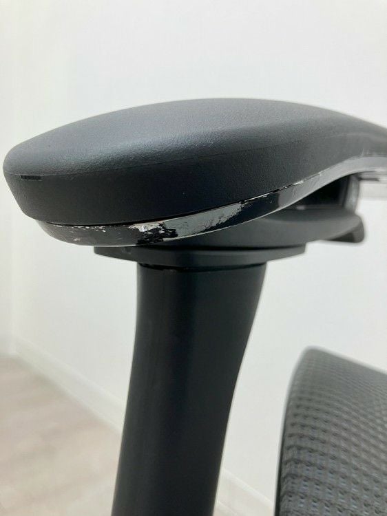 オカムラContessa seconda(コンテッサセコンダ)シリーズ 可動肘付ハイチェア 商品画像35