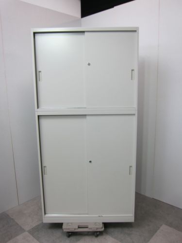 オカムラ42シリーズ 引違い上下書庫 商品画像1