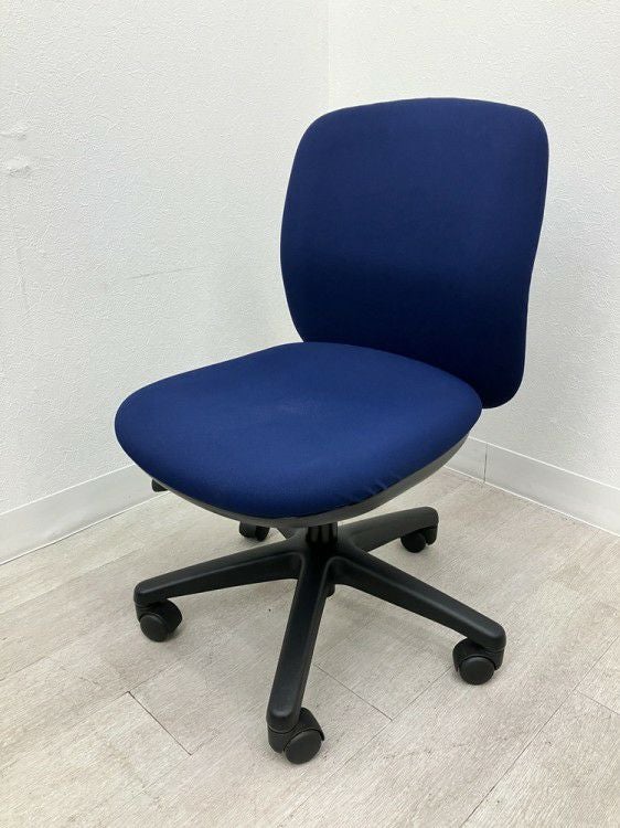 ウチダ（内田洋行）エニーザ（Anyza）チェア エニーザチェア 商品画像1