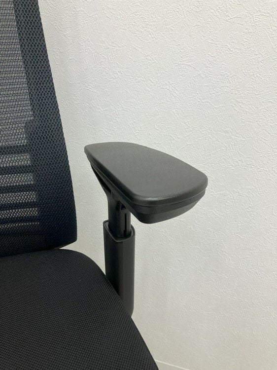 コクヨBezel(ベゼル)チェア 可動肘付ベゼルチェア　 商品画像9