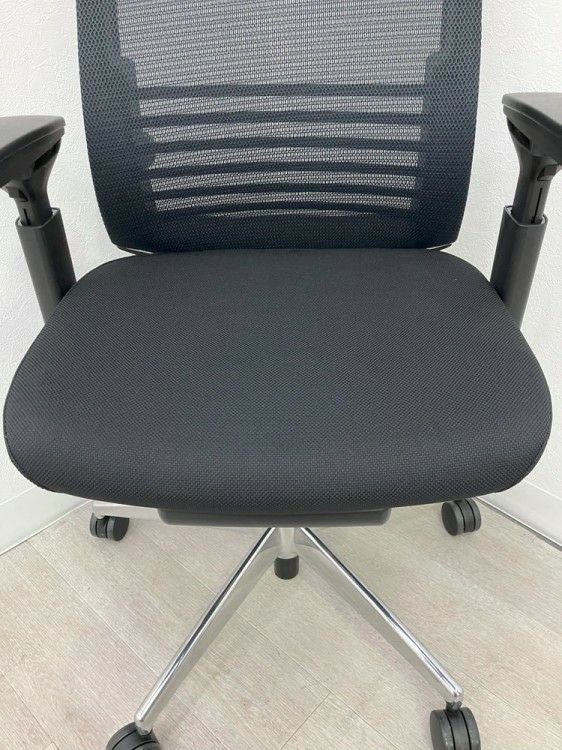 コクヨBezel(ベゼル)チェア 可動肘付ベゼルチェア　 商品画像10