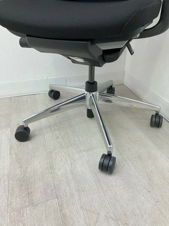 コクヨBezel(ベゼル)チェア 可動肘付ベゼルチェア　 商品画像14