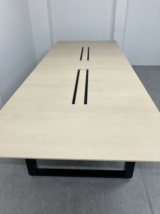 コクヨ電動昇降式3200ミーティングテーブル 商品画像5