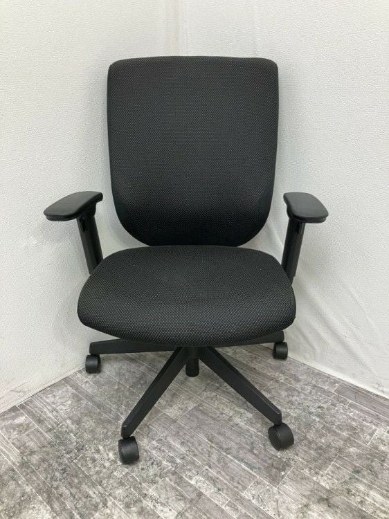 コクヨ可動肘付ラルゴチェア 商品画像2