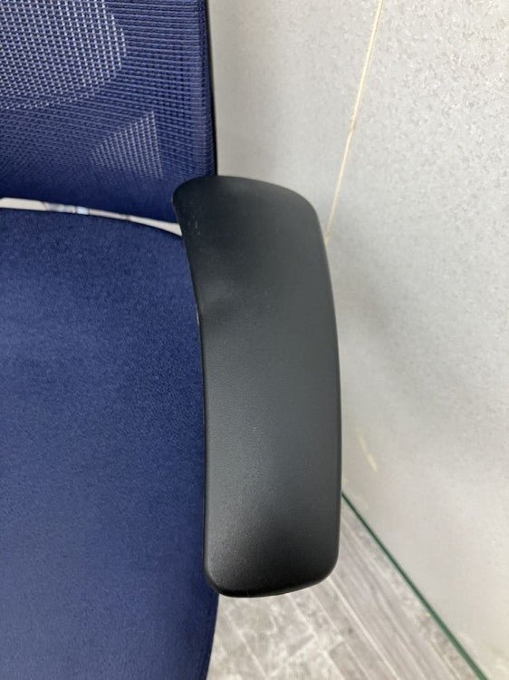 オカムラZephyr(ゼファー)シリーズ 可動肘付ゼファーチェア 商品画像9