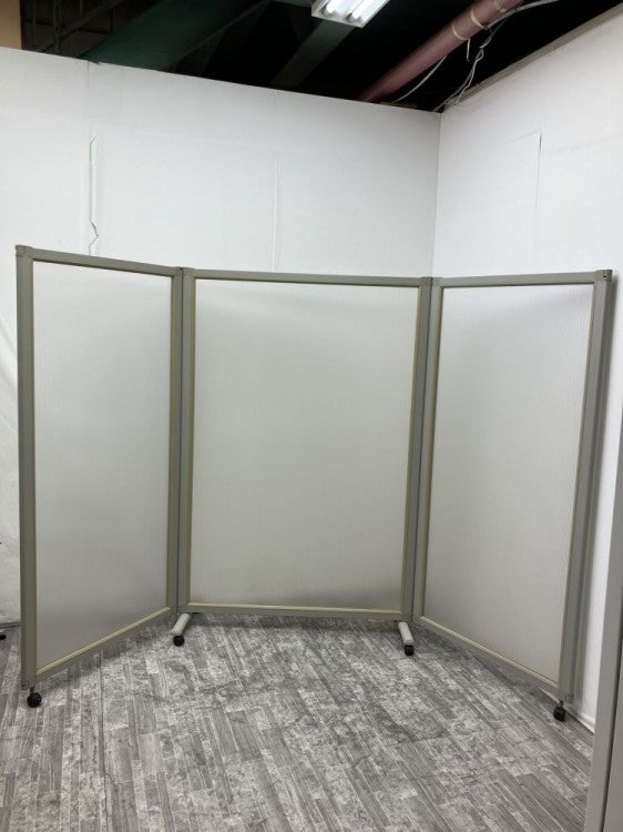 3連結パーテーション 商品画像1