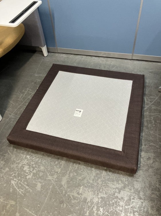 B&B ITALIALUIS(ルイス)シリーズ スツール　 商品画像9