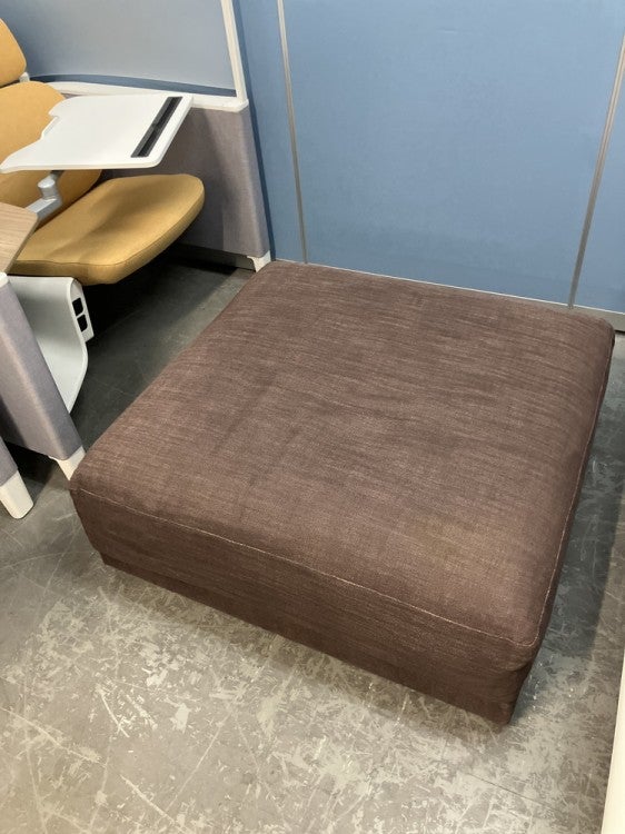 B&B ITALIALUIS(ルイス)シリーズ スツール　 商品画像13