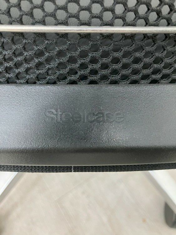 スチールケースシンク（Think）チェア 固定肘付シンクチェア 商品画像18