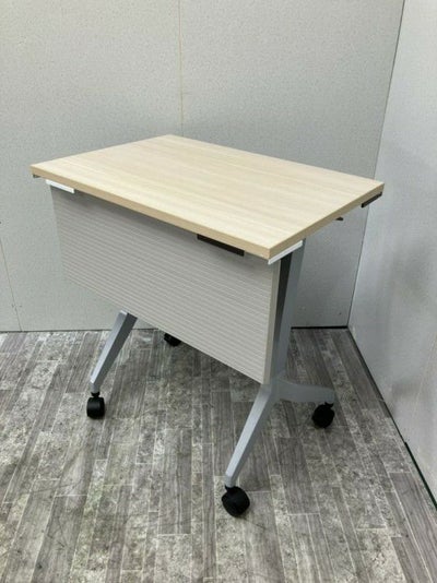 ウチダ（内田洋行）パラグラフ（Paragraph）シリーズ 650サイドスタックテーブル 商品画像1