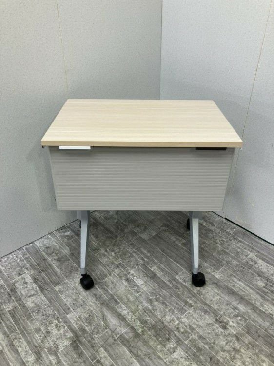 ウチダ（内田洋行）パラグラフ（Paragraph）シリーズ 650サイドスタックテーブル 商品画像2