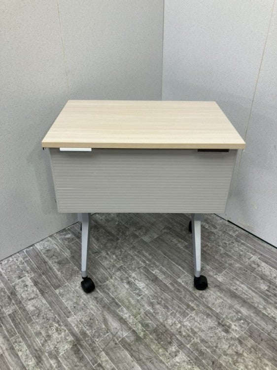 ウチダ（内田洋行）パラグラフ（Paragraph）シリーズ 650サイドスタックテーブル 商品画像2