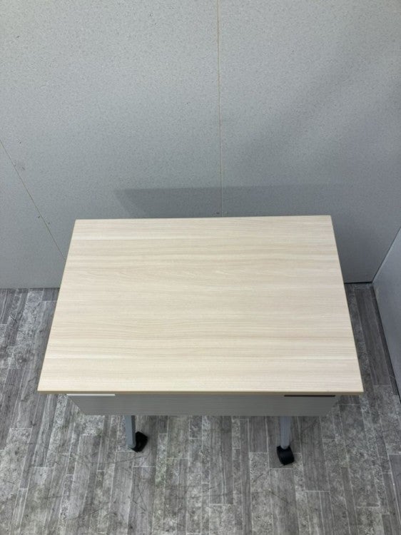 ウチダ（内田洋行）パラグラフ（Paragraph）シリーズ 650サイドスタックテーブル 商品画像3