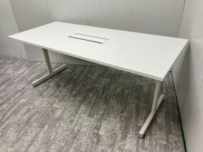 ウチダ（内田洋行）1800ミーティングテーブル 商品画像1