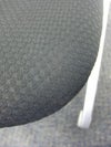 プラス 肘付エラータチェア 7