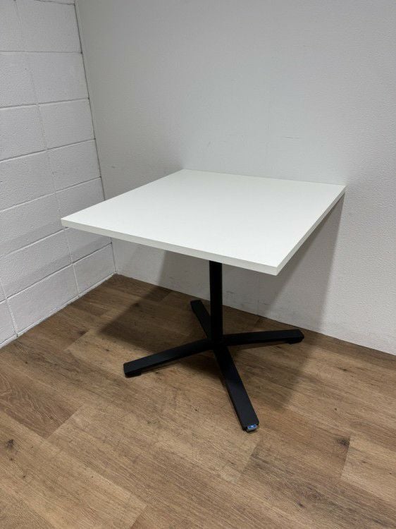 コクヨビエナ（VIENA）シリーズ 角テーブル 商品画像1