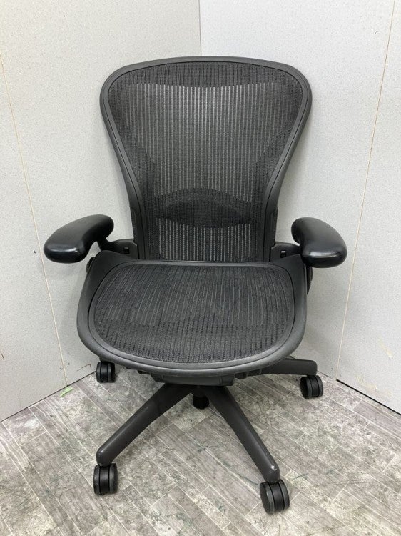HermanMiller（ハーマンミラー）アーロンチェア 可動肘付アーロンチェア 商品画像2