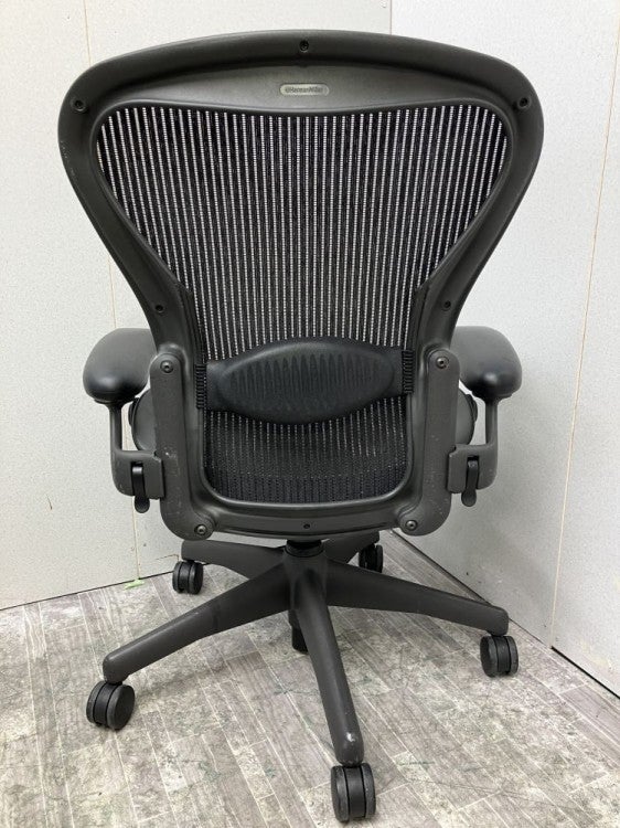 HermanMiller（ハーマンミラー）アーロンチェア 可動肘付アーロンチェア 商品画像8
