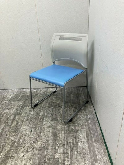 コウエキスタッキングチェア 商品画像1