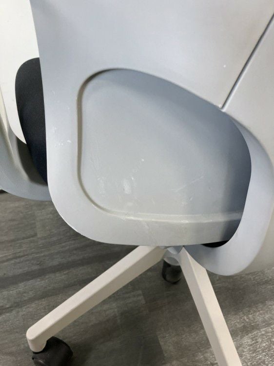 INABA/イナババルチェチェア 固定肘付バルチェチェア 商品画像15