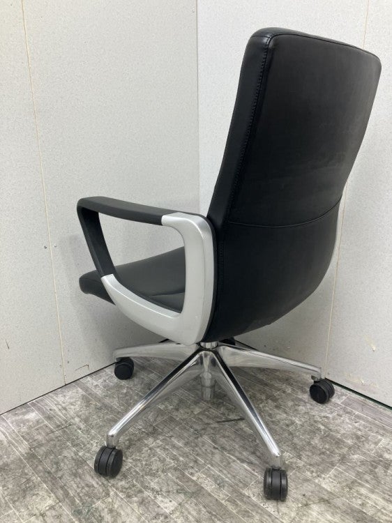 井上金庫固定肘付マネジメントチェア 商品画像9