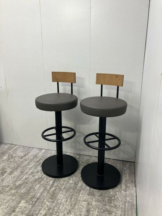 オカムラハイチェア2脚セット 商品画像1