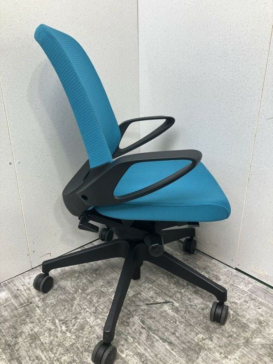 イトーキノート(nort)チェア 固定肘付ノートチェア 商品画像4