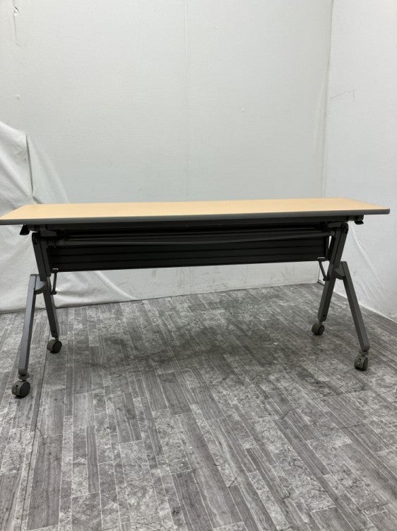 イトーキスレントシリーズ 1500サイドスタックテーブル 商品画像5