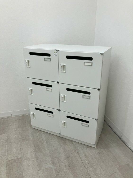 イトーキシンラインシリーズ 6人用パーソナルロッカー 商品画像1