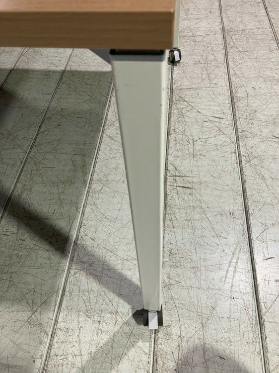 オカムラAption Free(アプションフリー)シリーズ 1200ワークテーブル 商品画像9