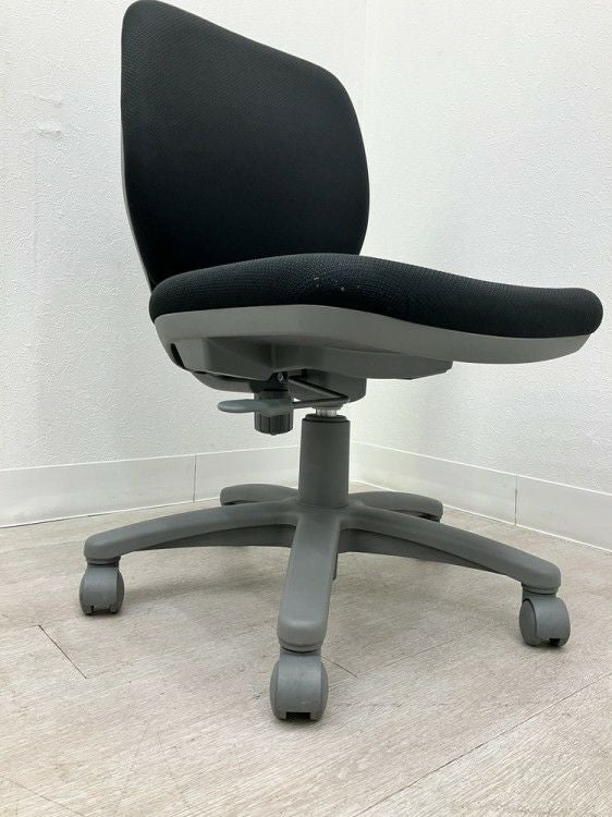 オカムラVC1チェア 商品画像7