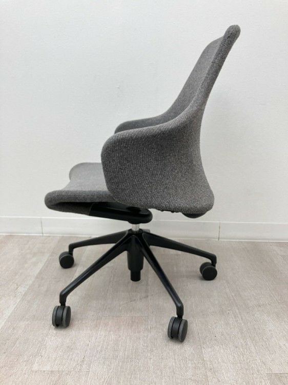 オカムラエモルトシリーズ ミーティングチェア 商品画像3