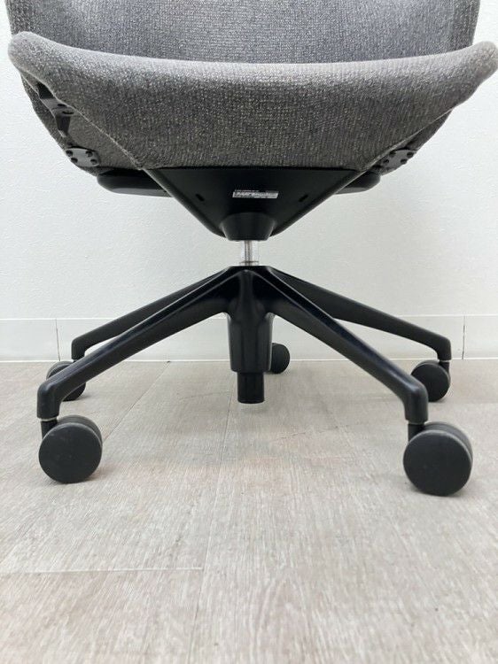 オカムラエモルトシリーズ ミーティングチェア 商品画像12